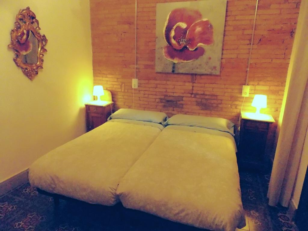 Hostal Cal Pla Sant Llorenc Savall Quarto foto