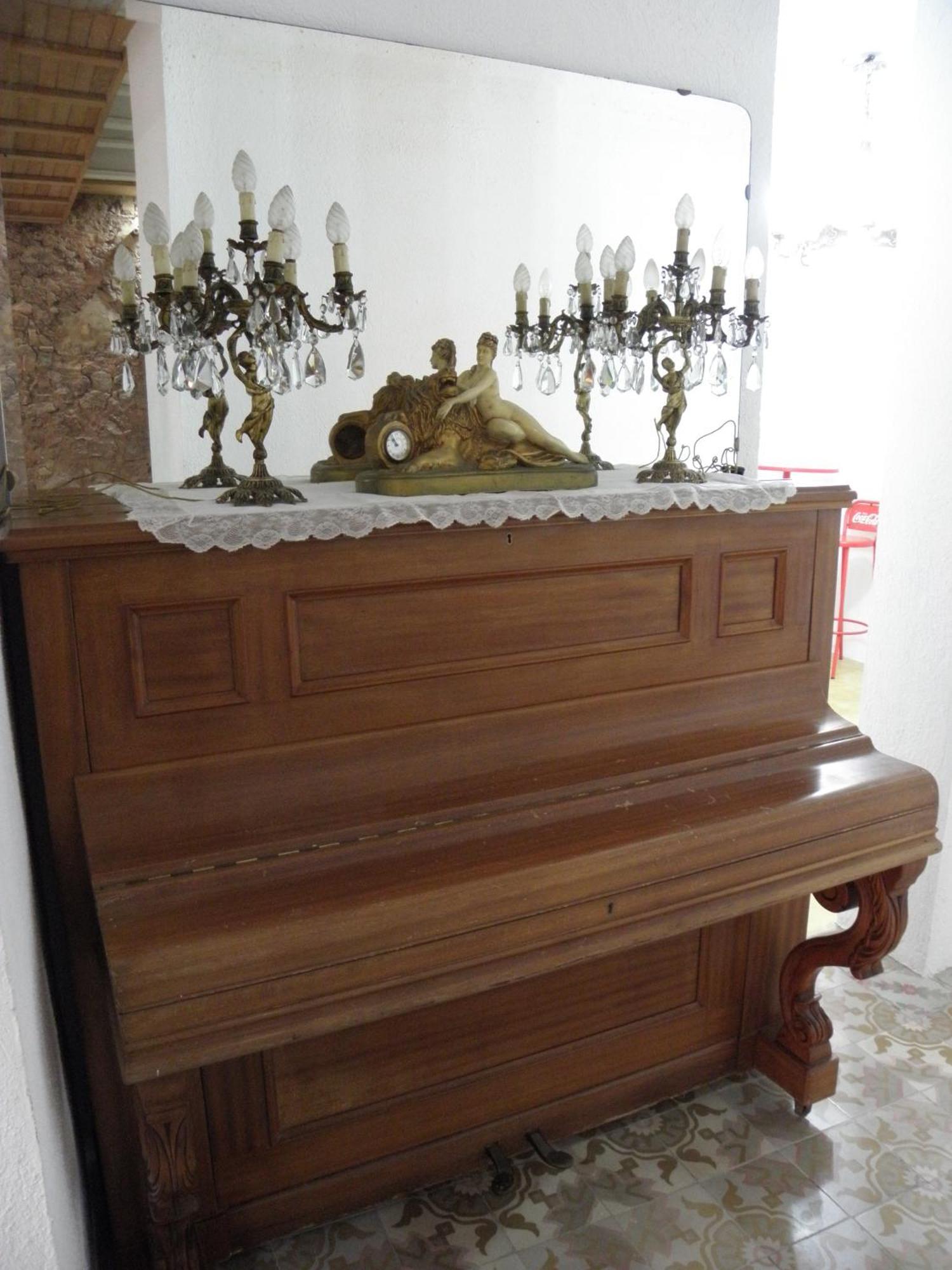 Hostal Cal Pla Sant Llorenc Savall Exterior foto